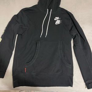 Nike World Tour sweater